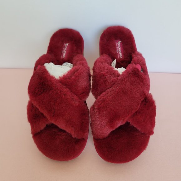 KOOLABURRA BY UGG Women’s Fuzz-It Faux-Fur Slipper Sandals-Berry color. Size 9M⭐ - Picture 4 of 15